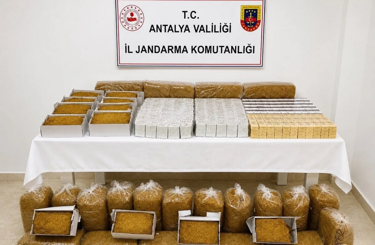 Antalya&rsquo;da Ka&ccedil;ak T&uuml;t&uuml;n Operasyonu: Alanya, Demre Ve D&ouml;şemealtı&rsquo;nda Baskın