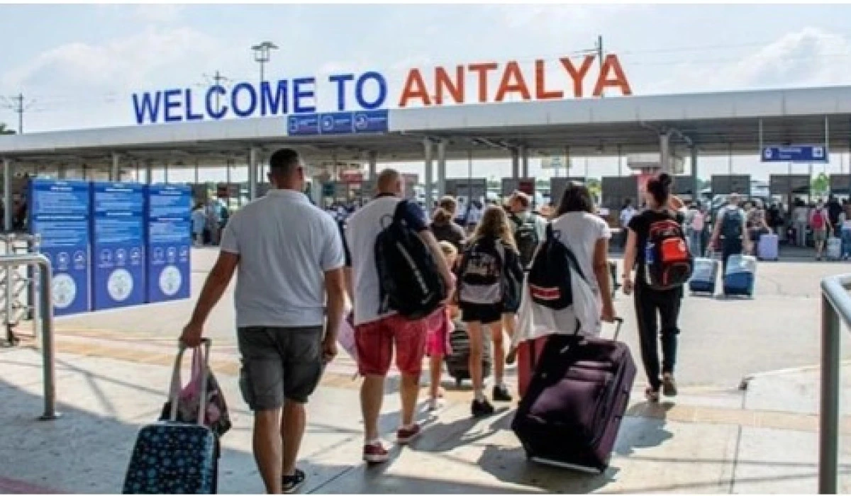Antalya’ya 9 Ayda 14 Milyon 91 Bin Yabancı Turist Geldi