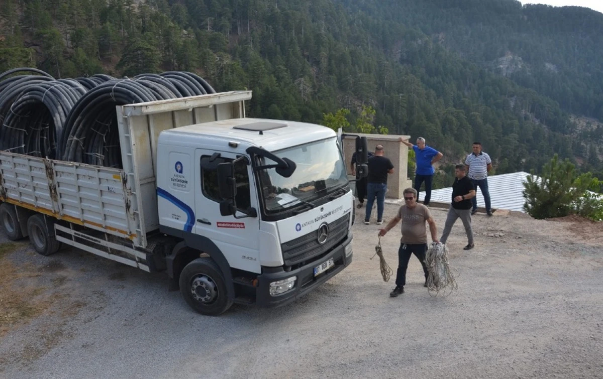 Asmaca Yaylası&rsquo;na 1700 Metre Sulama Borusu Desteği