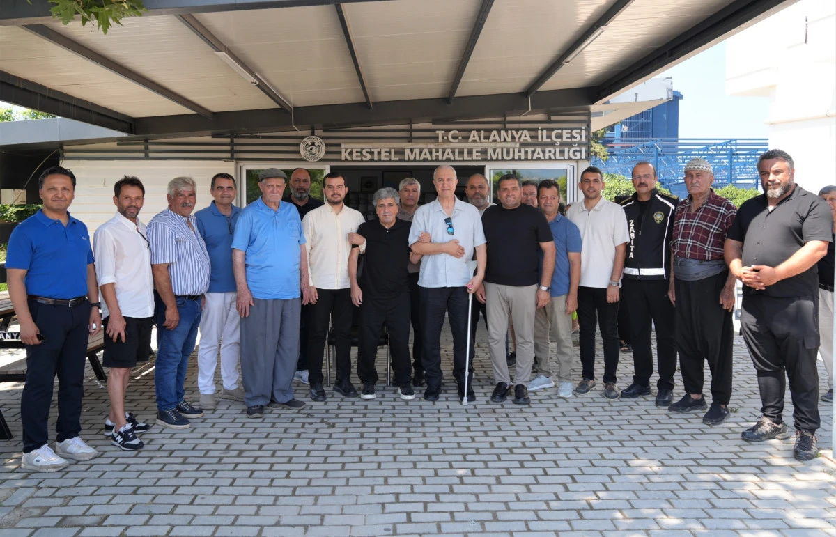 Başkan &Ouml;z&ccedil;elik Kestel Ve Mahmutlar&rsquo;da Yol Seferberliğini Yerinde Planladı