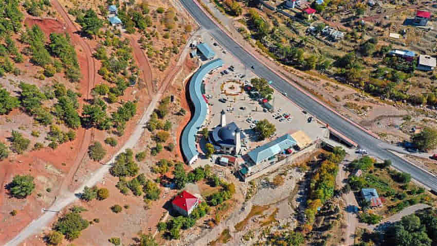 Başkan Y&uuml;cel&rsquo;in Hayata Ge&ccedil;irdiği Proje ile &Ccedil;ayarası Yaylası Adeta Bir Şehir Oldu