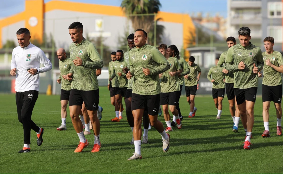 Corendon Alanyaspor Deplasman Sınavına Hazır