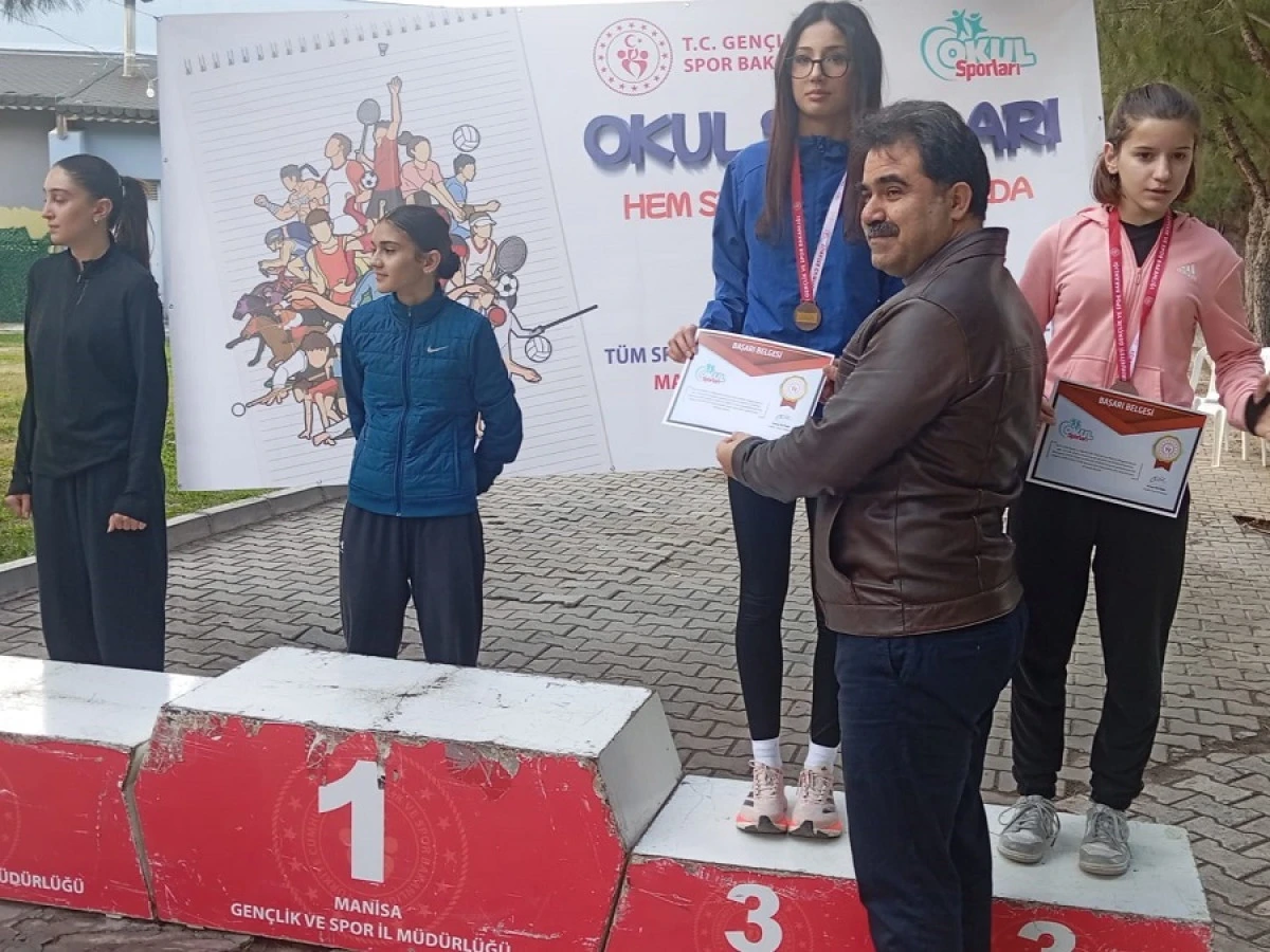 Dilara Tiryaki Kros&rsquo;ta T&uuml;rkiye Finalleri&rsquo;ne Y&uuml;kseldi