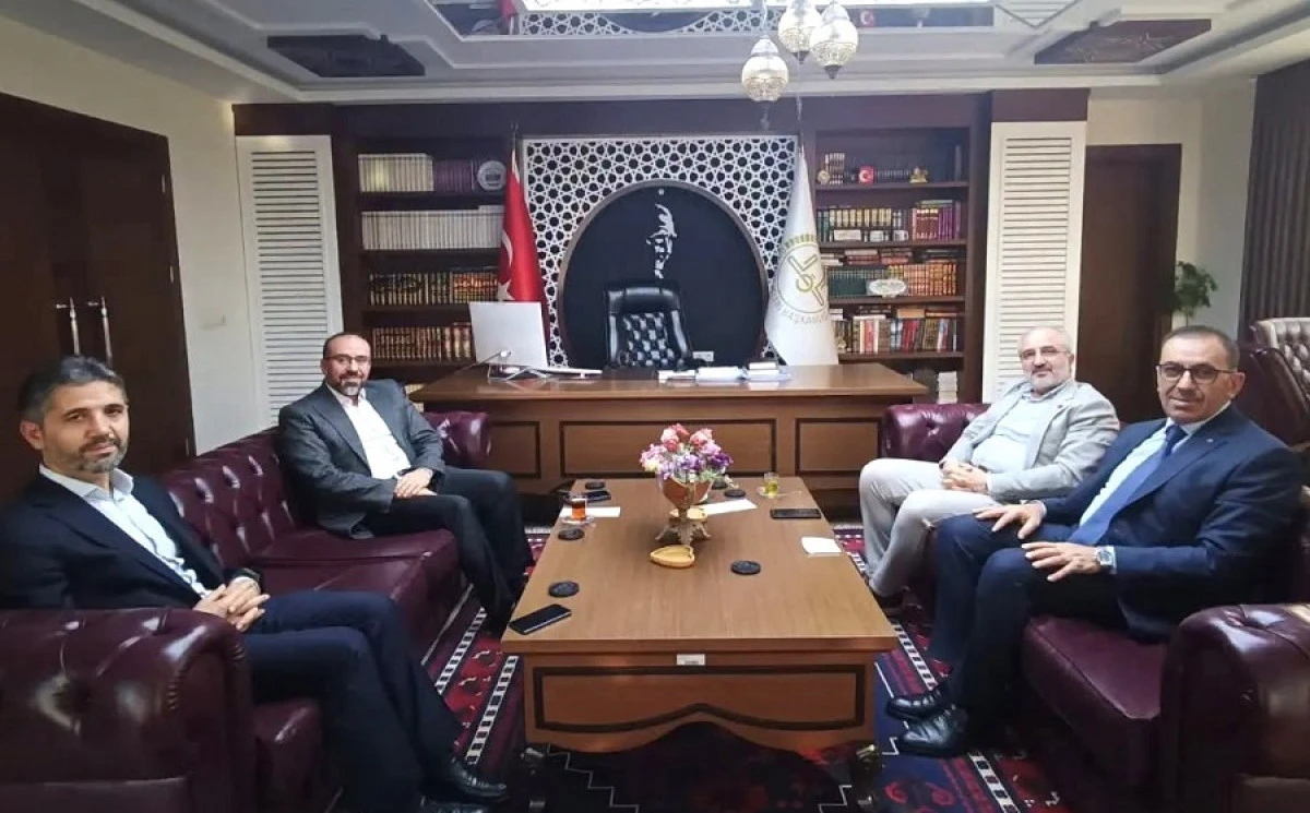 Diyanet heyetinden Alanya M&uuml;ft&uuml;s&uuml; Seven&rsquo;e ziyaret