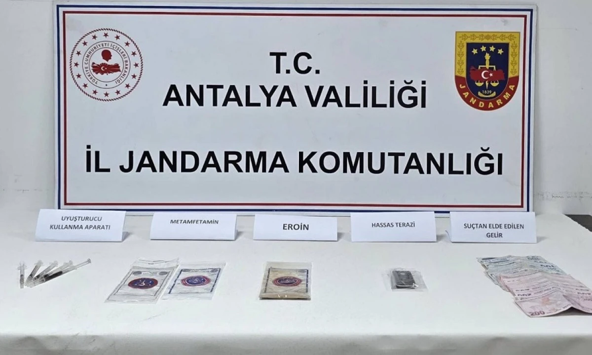D&ouml;şemealtı&rsquo;nda Uyuşturucu Operasyonu: Kilolarca Madde Ele Ge&ccedil;irildi