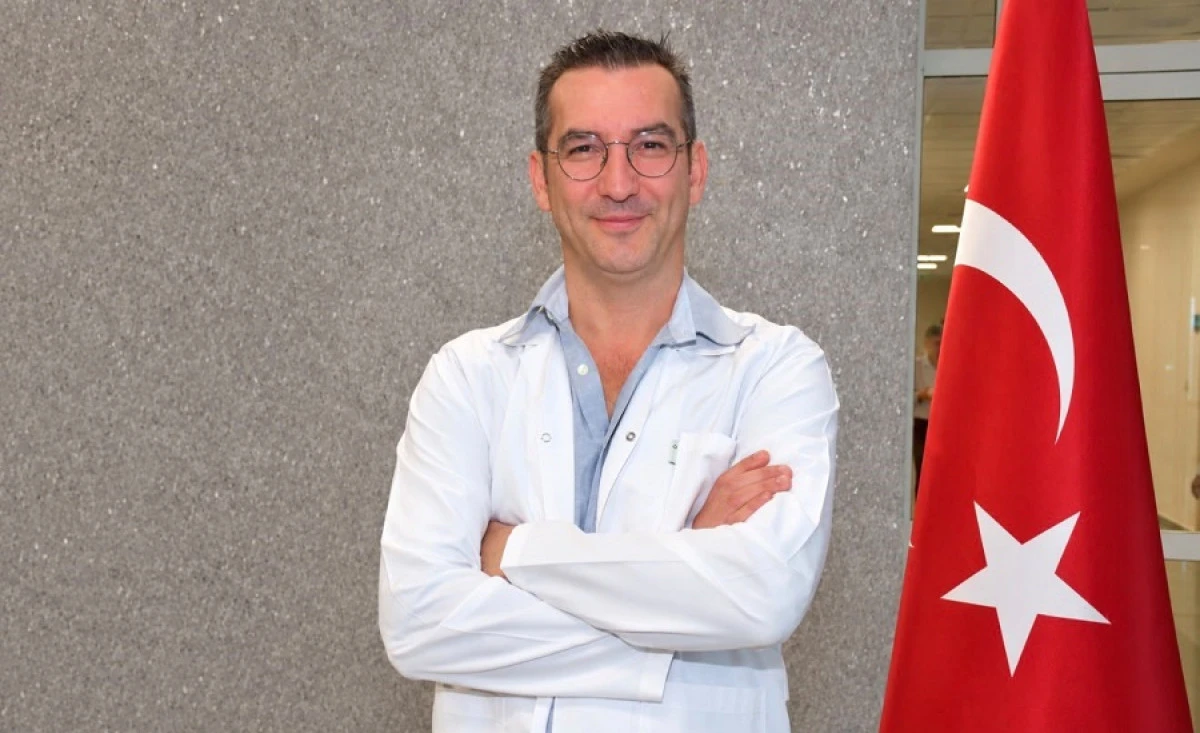 Dr. Tamer Akay&rsquo;dan Meme Kanseri Uyarısı