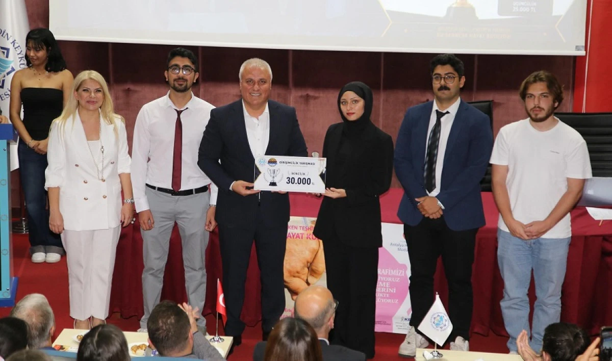 Eray Erdem&rsquo;den Gen&ccedil; Girişimcilere Destek