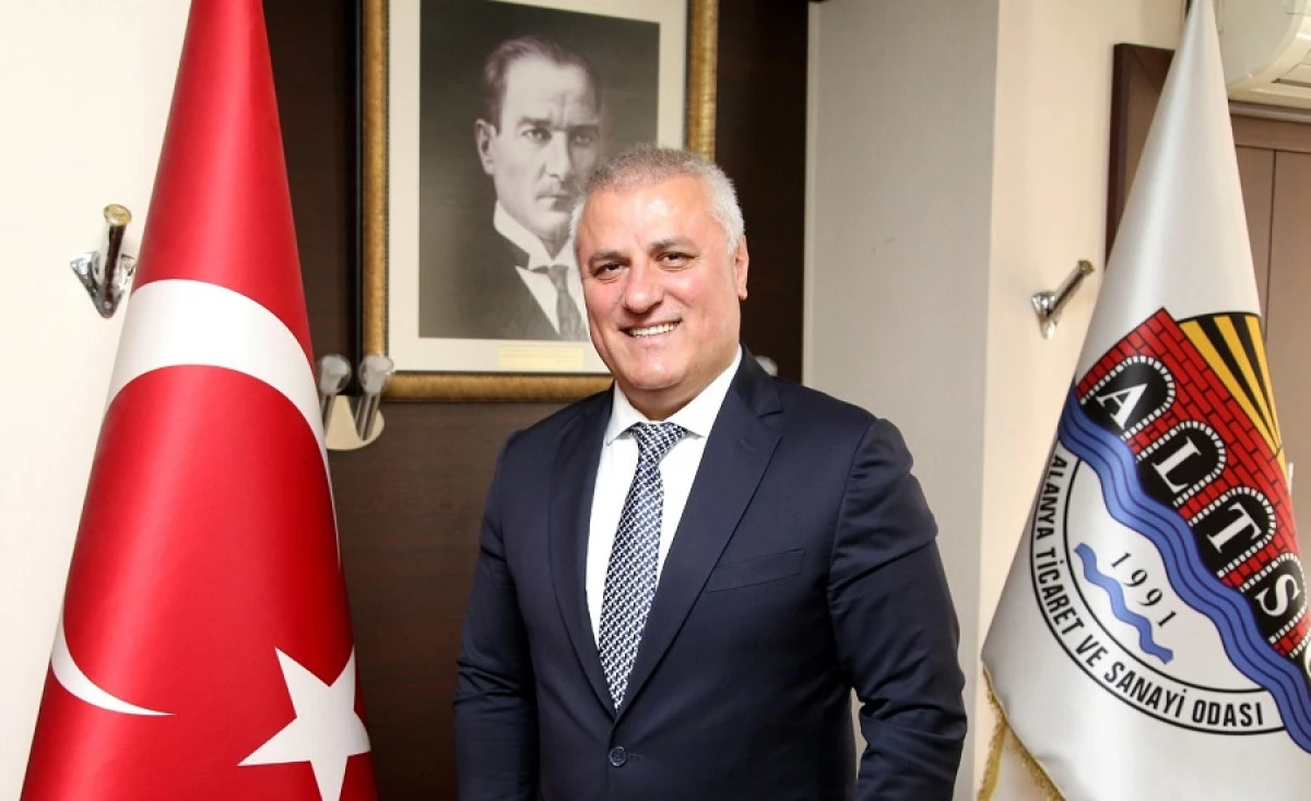 Erdem: Turizm Esnafının Tamamı Sigorta Primi Desteğinden Yararlansın