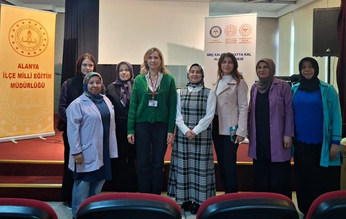 &ldquo;Ge&ccedil; Kalma Hayatta Kal Alanya Projesi&rdquo; Kapsamında Veli Eğitim Semineri D&uuml;zenlendi