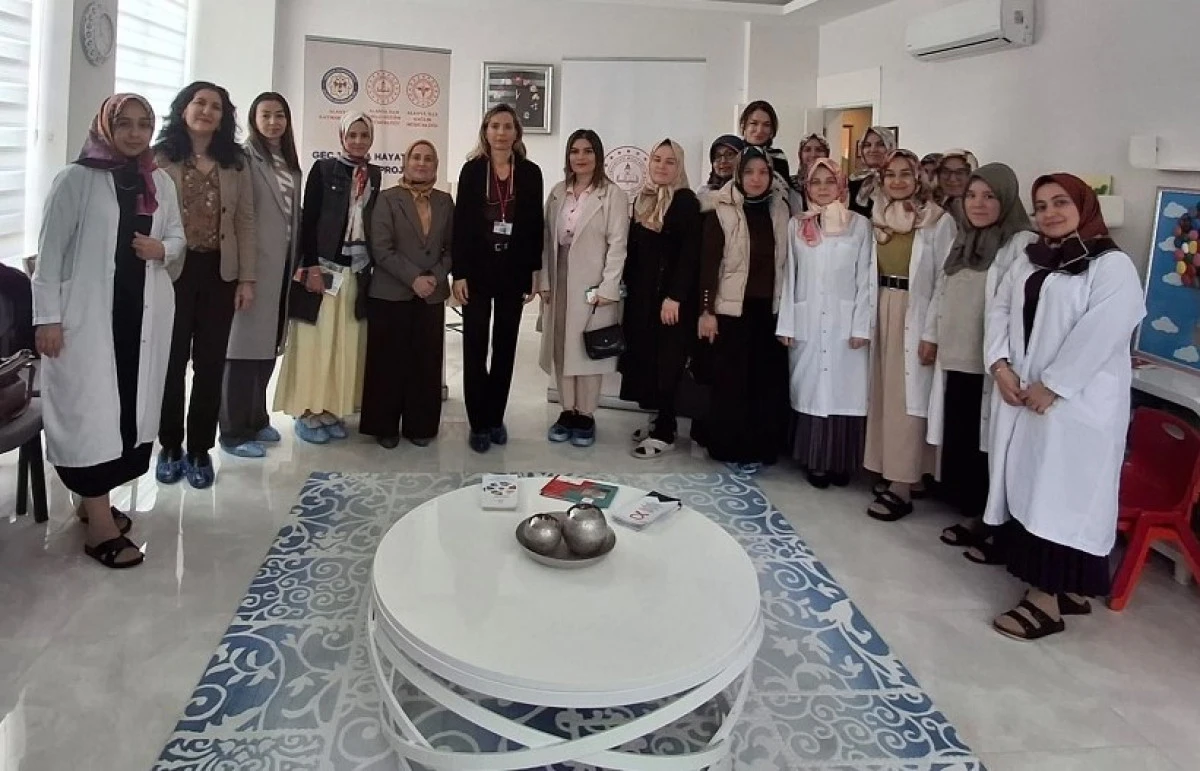 Ge&ccedil; Kalma Hayatta Kal Alanya Projesi Kapsamında Veli Eğitim Semineri D&uuml;zenlendi