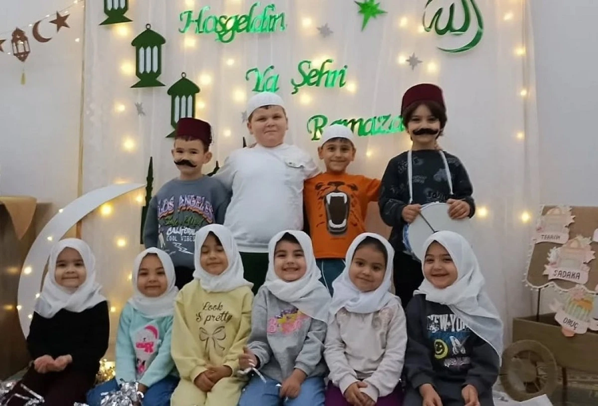 Giritlioğlu Kur&rsquo;an Kursu &Ouml;ğrencileriyle Anlamlı İftar