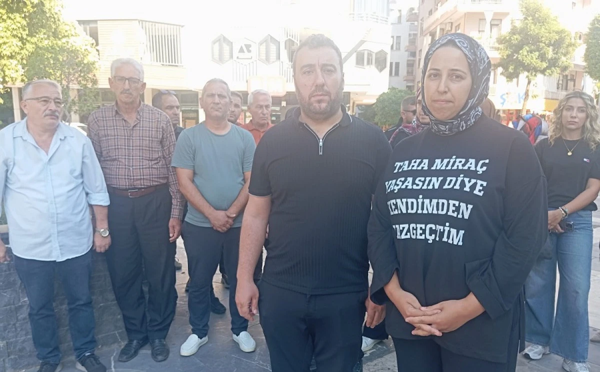 Hacet Meydanı&rsquo;nda A&ccedil;lık Grevi Başladı