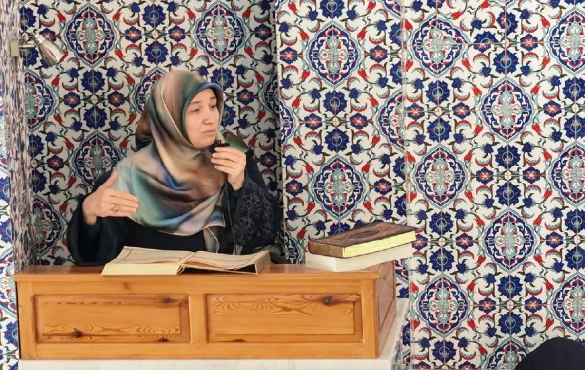 Hacı Memişler Camisi&rsquo;nde Hanımlara &Ouml;zel Kadir Gecesi Programı Yoğun İlgi G&ouml;rd&uuml;