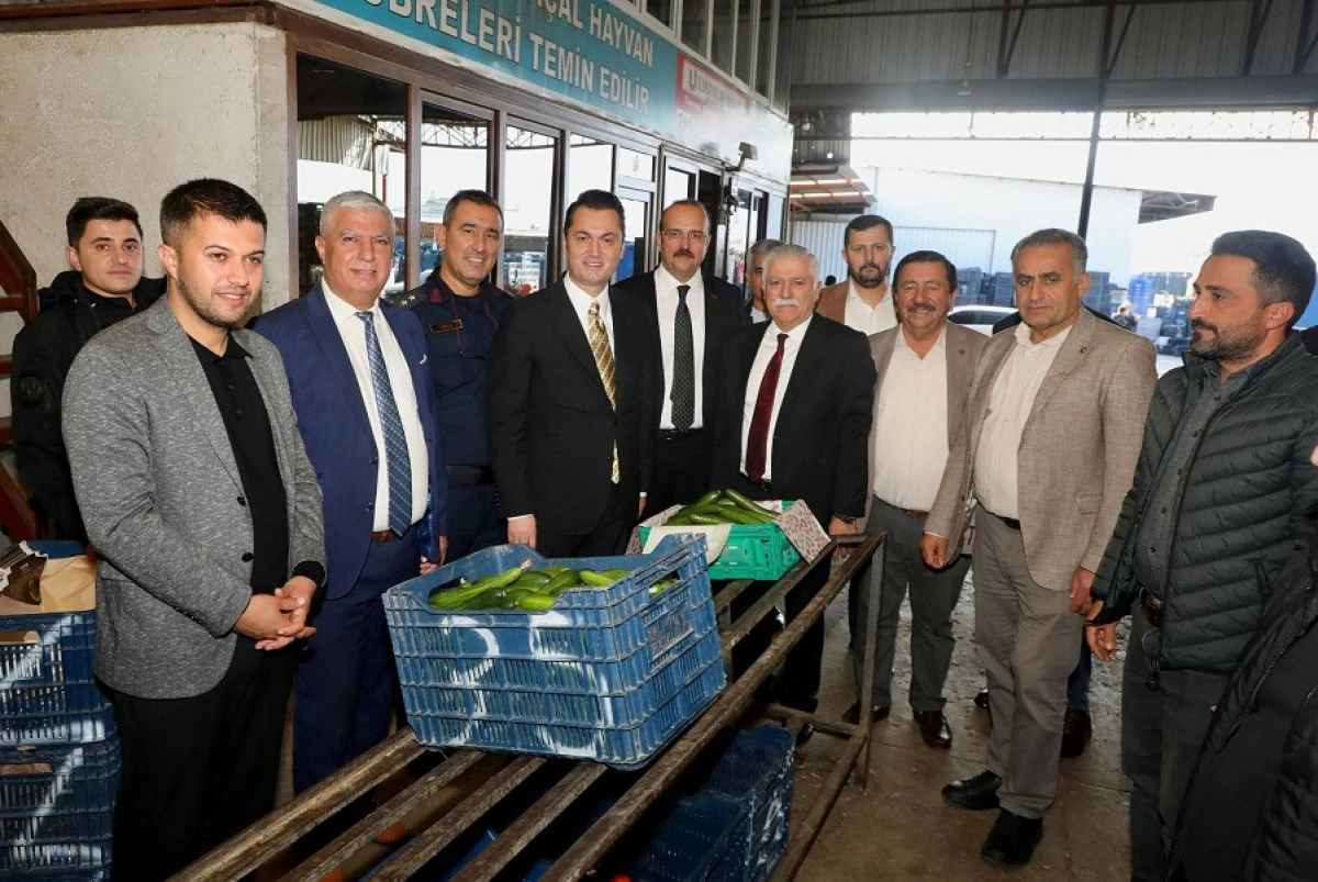 Kaymakam Öztürk Payallar Hali Esnafıyla Bir Araya Geldi