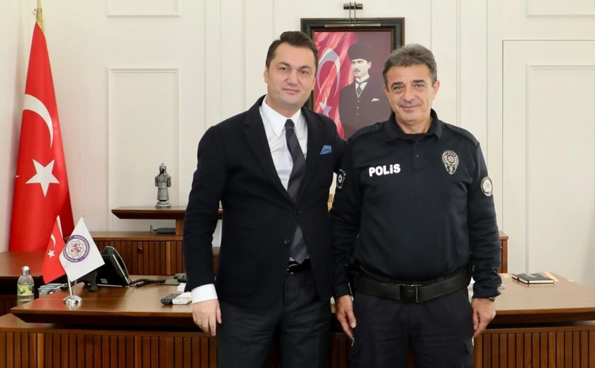 Kaymakam Öztürk’ten Emekli Polis Memuru Salih Akarslan’a Teşekkür