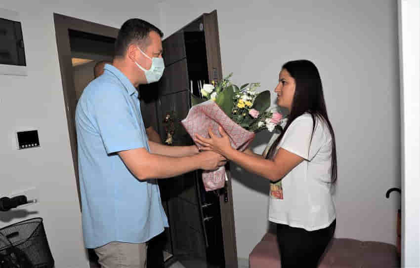 Kaymakam Ürkmezer’den 15 Temmuz Şehidinin AiLesı̇ne Zı̇yaret