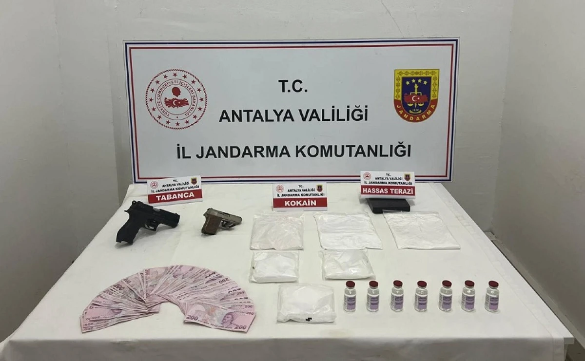Kepez, Elmalı ve Manavgat’ta Jandarmadan Uyuşturucu Operasyonları