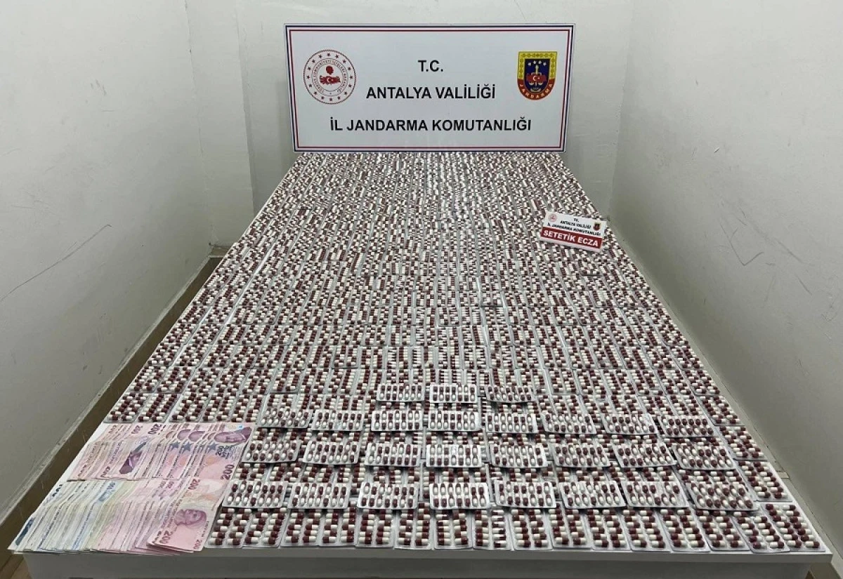 KEPEZ&rsquo;DE UYUŞTURUCU OPERASYONU: BİNLERCE HAP ELE GE&Ccedil;İRİLDİ