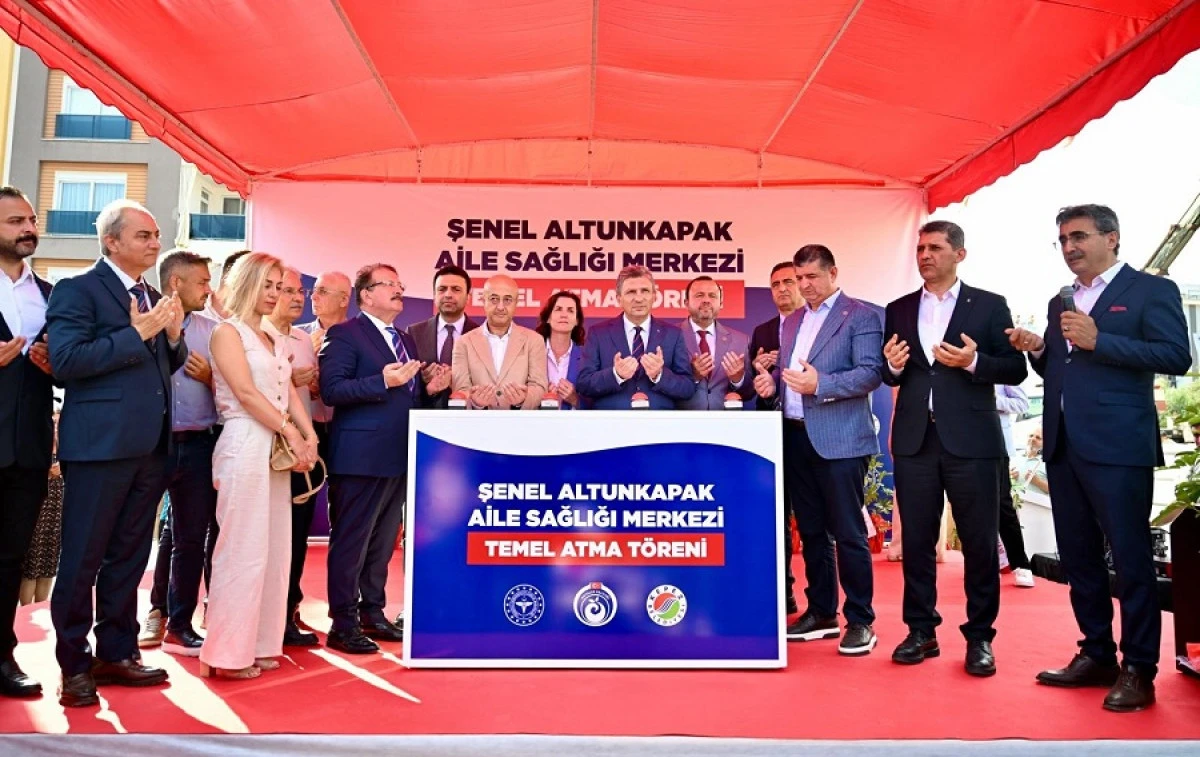 Kepez&rsquo;e Yeni Aile Sağlığı Merkezi İ&ccedil;in İlk Kazma Vuruldu