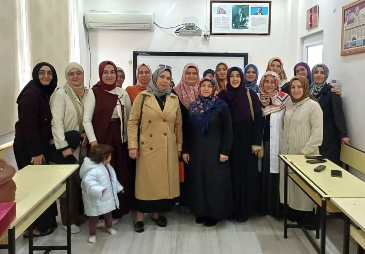 Kur&rsquo;an Kursu Velilerine Aile İ&ccedil;i Şiddetle M&uuml;cadele Semineri