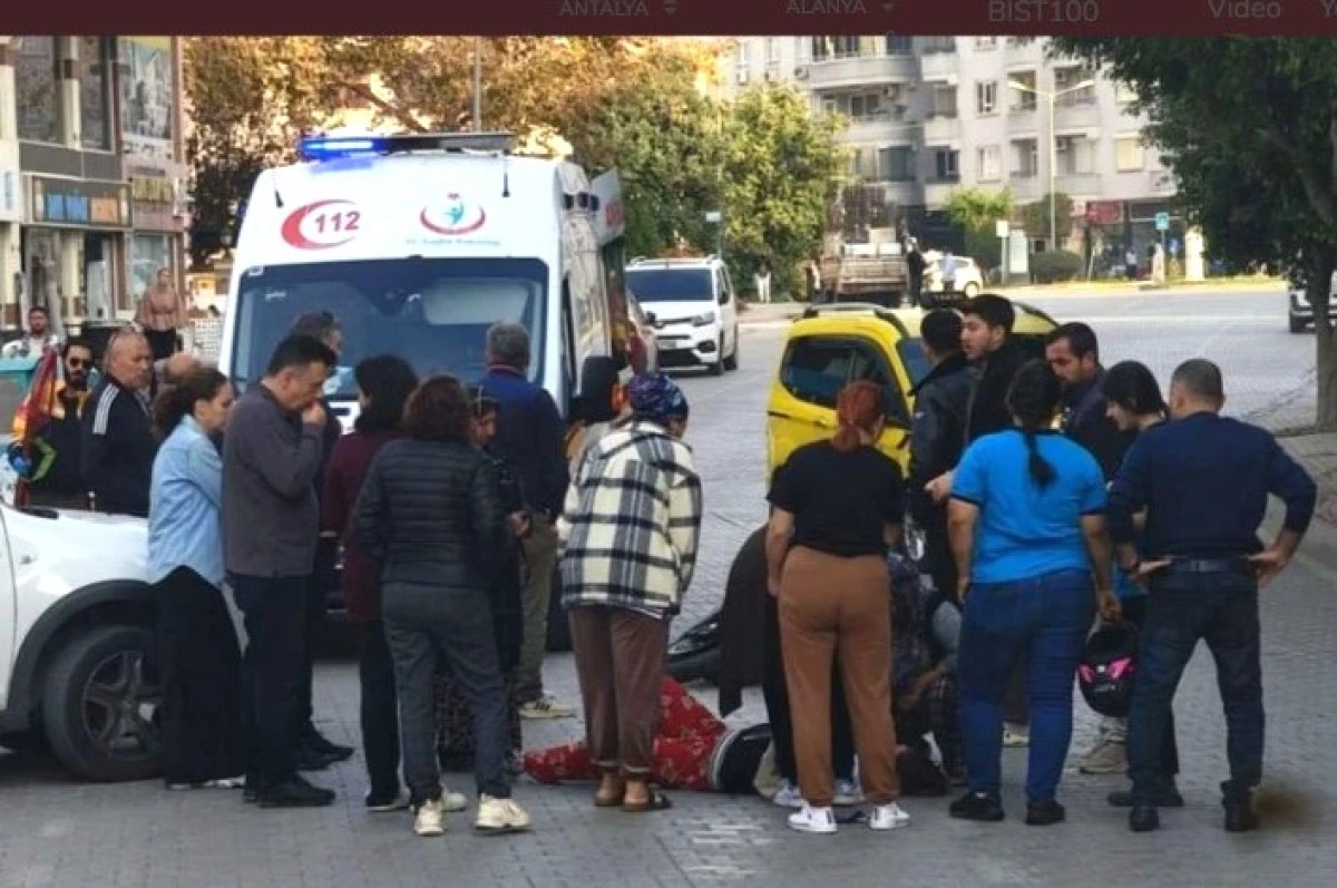 Mahmutlar’da Otomobille Çarpışan Motosiklet Sürücüsü Yaralandı