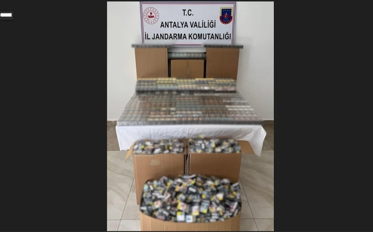 Manavgat İl&ccedil;esinde Ka&ccedil;ak Sigara Operasyonu