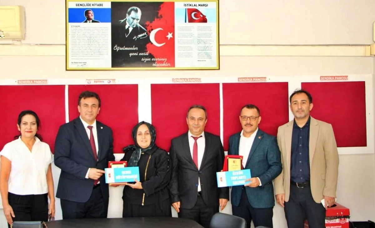 Okula İz Bırakan Hizmete Vefa