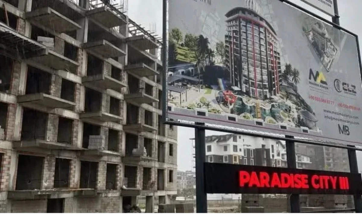Paradise Projesinde Tapu Krizi İddiası: Yabancı Yatırımcılar Alanya&rsquo;da Eylem Yaptı