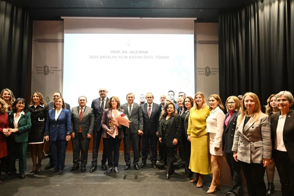 Profes&ouml;r Doktor Jale İnan 2025 Antalya Yılın Kadını &Ouml;d&uuml;l&uuml; Sahibini Buldu