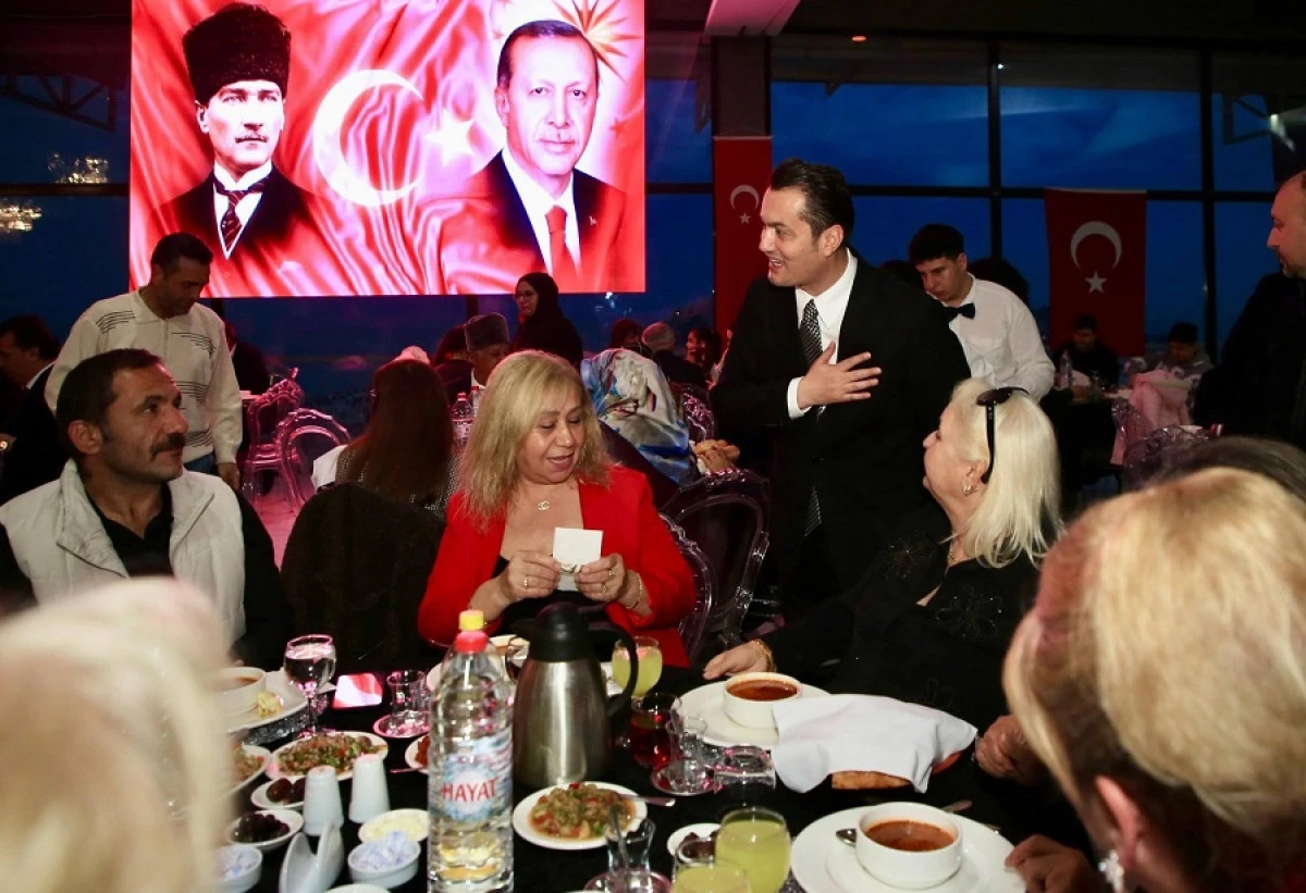 ŞEHİT AİLELERİ VE GAZİLER ONURUNA ANLAMLI İFTAR BULUŞMASI