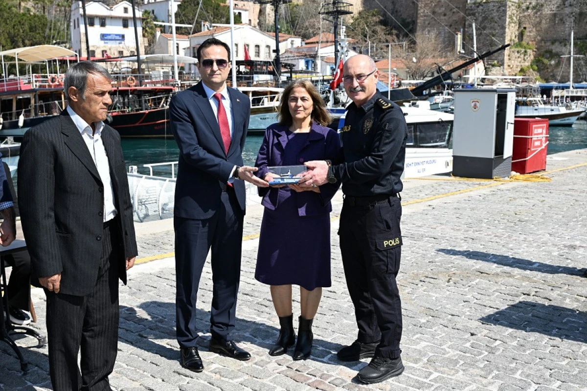 ŞEHİT POLİS VEYSEL &Ouml;ZKAYACAN&rsquo;IN ADI MAVİ VATANDA YAŞAYACAK