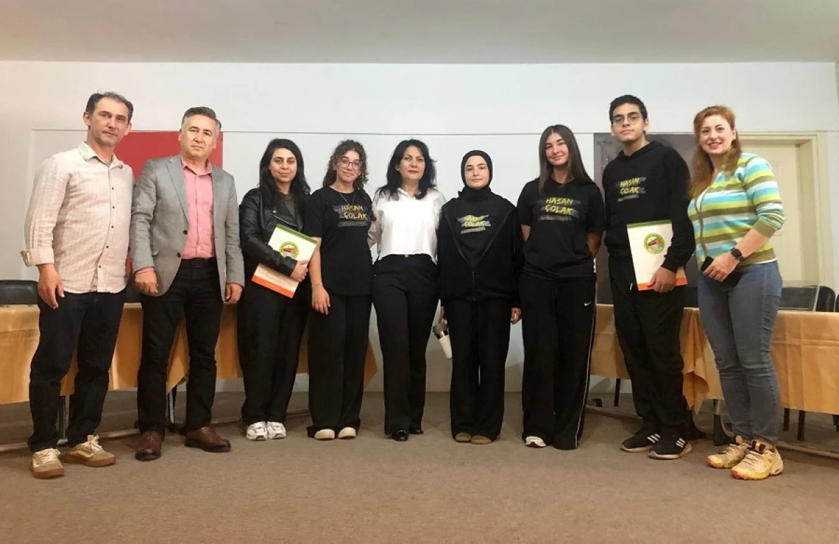 Selma G&ouml;k, T&uuml;rk&ccedil;e M&uuml;nazara Turnuvasına Katıldı