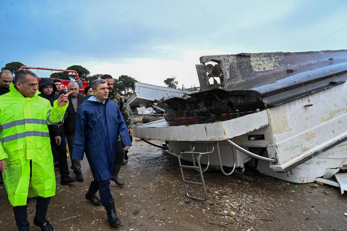 Vali Hulusi Şahin Aksu&rsquo;da Hortum Ve Selin İzlerini Yerinde İnceledi