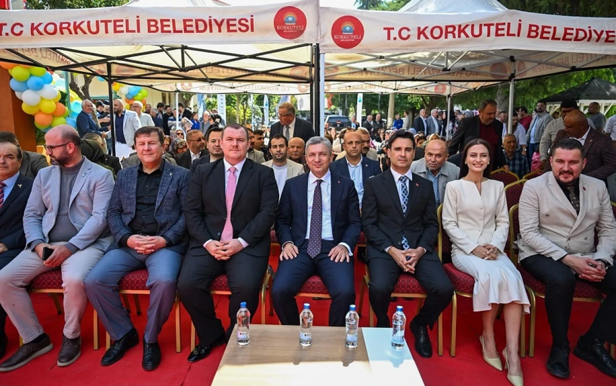 Vali Şahin Korkuteli&rsquo;nde &Ccedil;ifte A&ccedil;ılışa Katıldı