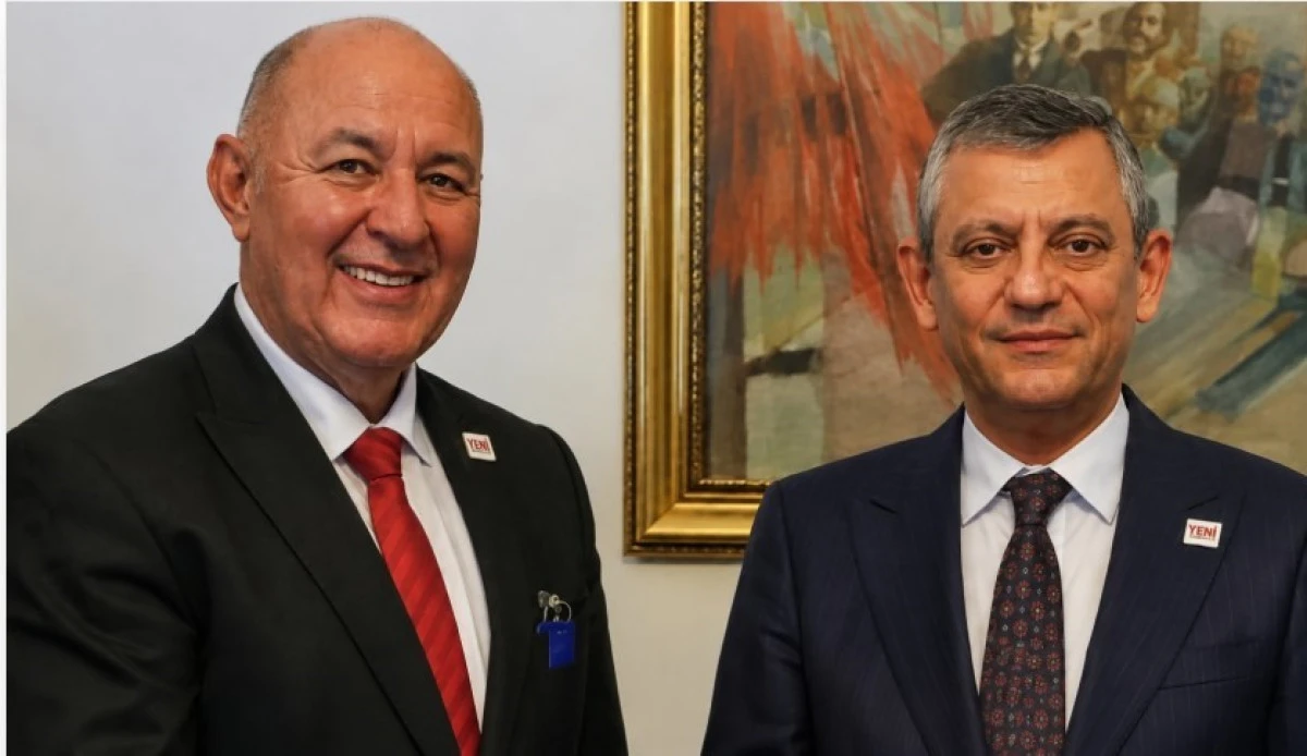 Yeni Parti Alanya'da Resmen Yapılandı: İl&ccedil;e Başkanlığına B&uuml;lent Kandemir Atandı