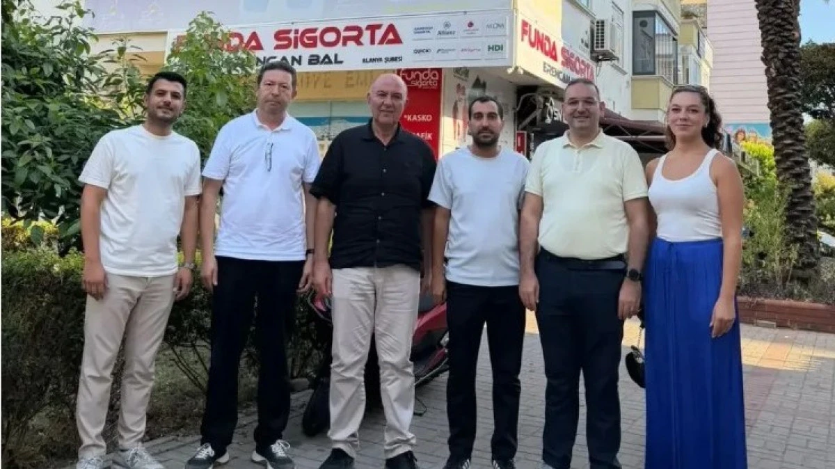 Yeni Parti Alanya&rsquo;da Yeni Hizmet Binasını A&ccedil;ıyor