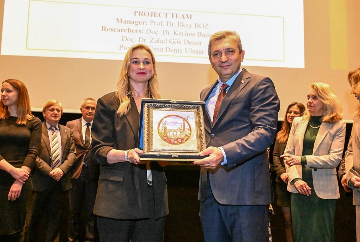 Zihinsel Engelli &Ccedil;ocukların Ailelerine Dijital Destek: VICEFAM-CID Projesi Başladı