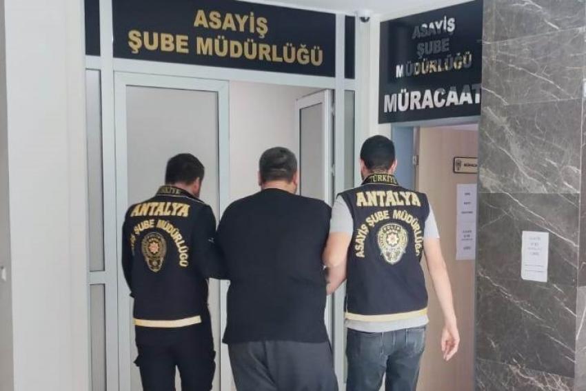11 Yıldır Firar olarak Aranan Şahıs Antalya'da Yakalandı