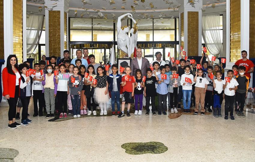 35 köy okulu öğrencisi 5 yıldızlı otelde 23 Nisan’ı kutladı