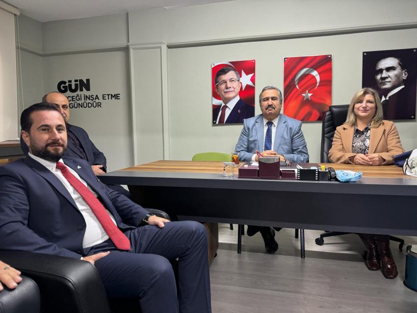 Mevlüt Demir, Anavatan Partisi İl Başkanı Alihan Kansu'yu konuk etti.