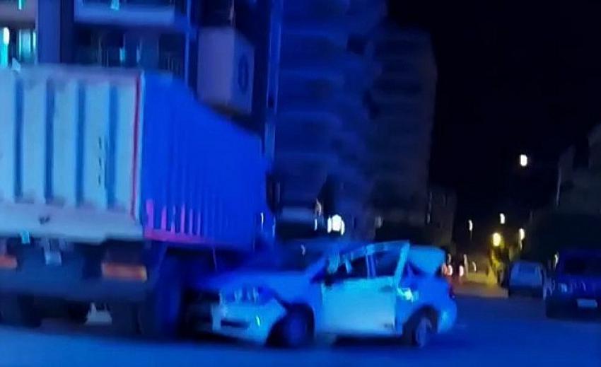 Alanya’da kaza: 4 araç birbirine girdi