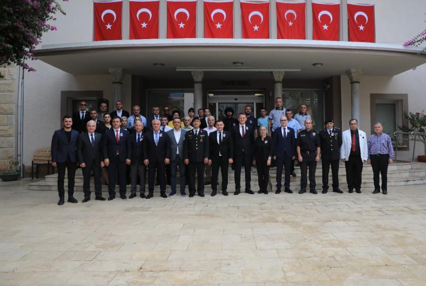 Alanya Müzesinde Atatürk Kıyafetleri Sergisi Açıldı