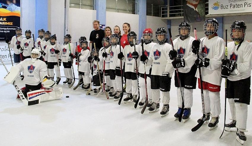  Antalya'nın tek buz hokeyi takımı sezona hazırlanıyor