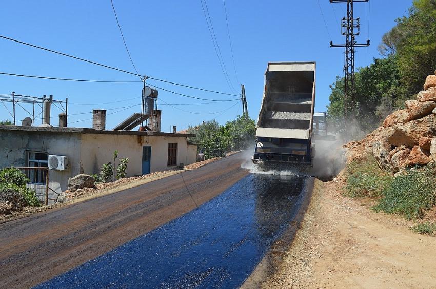 Gündoğmuş Güneycik yolu sathi asfaltla kaplanıyor
