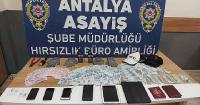 Antalya’da  60 bin lira çalan hırsızlar İzmir’de yakalandı
