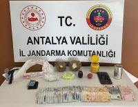  Antalya’da uyuşturucu tacirlerine darbe: 43 şüpheli tutuklandı