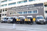 Büyükşehir Belediyesi ambulans araç filosunu genişletti