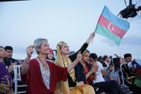 Kubat, Yörük Türkmen Festivalinde sevenleriyle buluştu