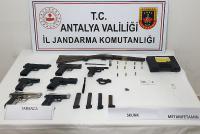 Manavgat'ta silah kaçakçılığı operasyonu