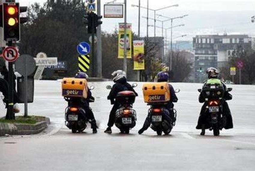 Antalya’da motokuryeler trafiğe çıkamayacak